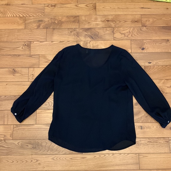 H&M black 3/4 semi sheer shirt 8 - Picture 4 of 7